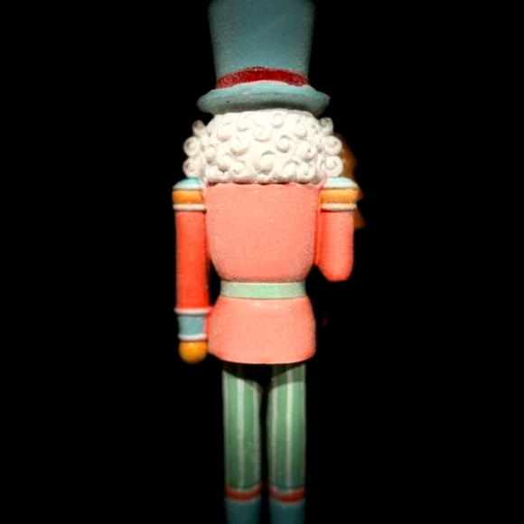 Pink Pastel Christmas Nutcracker W Gingerbread Tree/ Cupcakes Cashmere - Picture 6 of 6